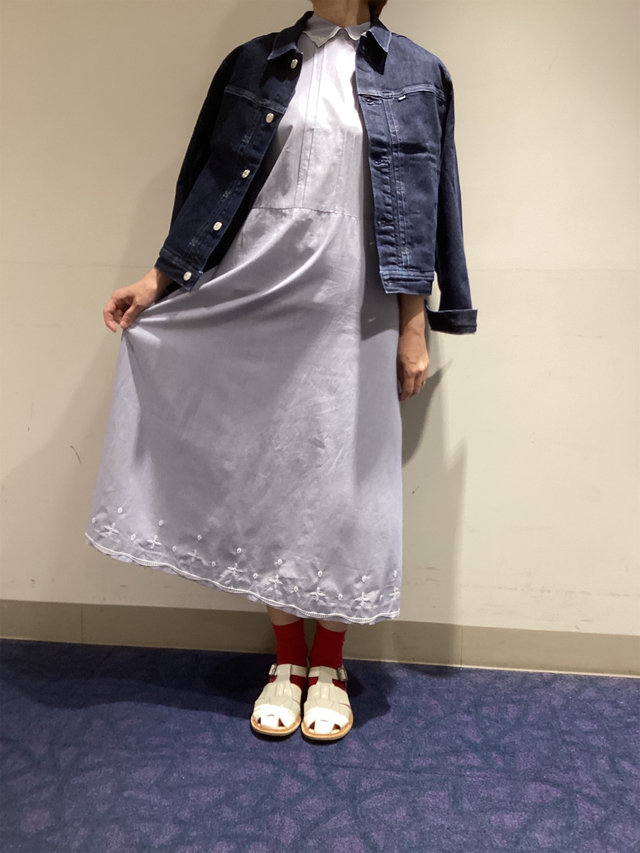 襟付きワンピースを着まわし　お出かけコーデ KEITH