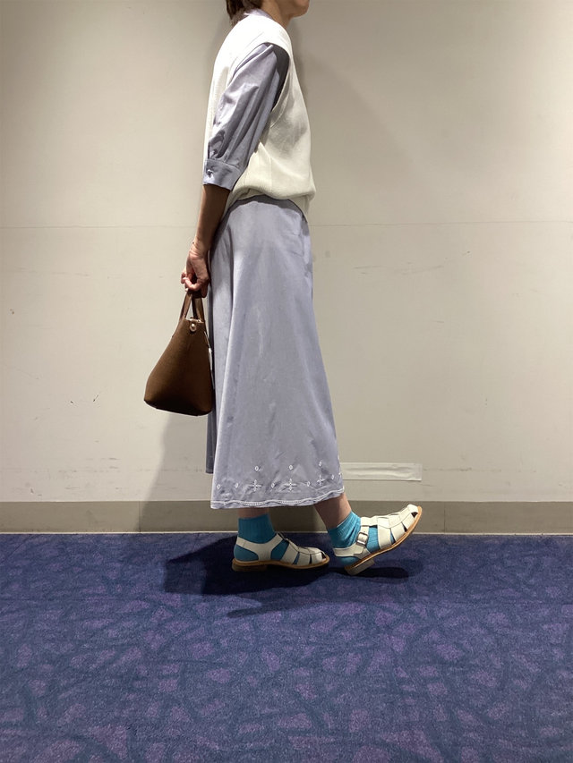 襟付きワンピースを着まわし　お出かけコーデ KEITH