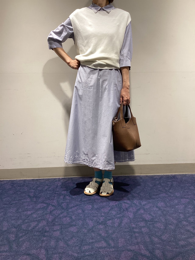 襟付きワンピースを着まわし　お出かけコーデ KEITH