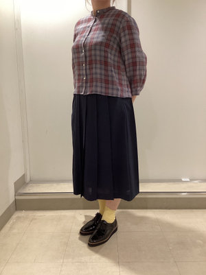 チェックブラウスのシンプルコーデ KEITH