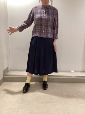 チェックブラウスのシンプルコーデ KEITH