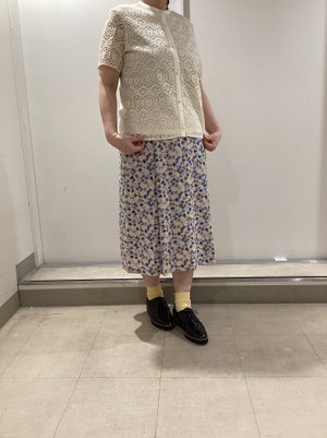 レースとフラワープリントで爽やかコーデ KEITH