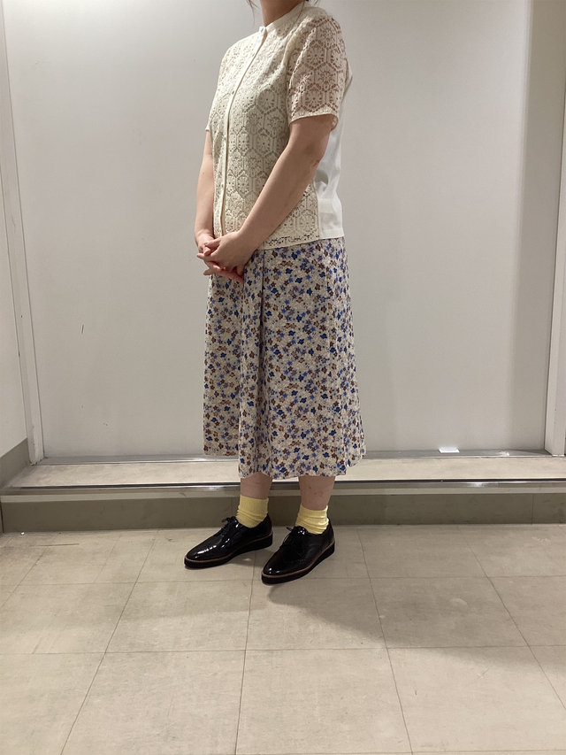 レースとフラワープリントで爽やかコーデ KEITH