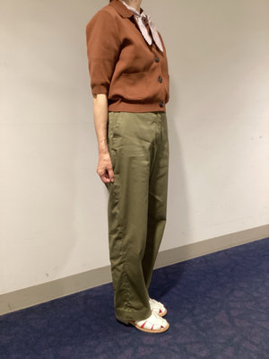 襟付きニットカーディガンコーデ KEITH