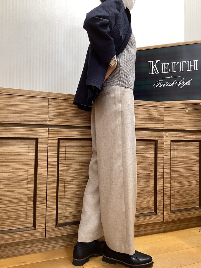 酷暑のオフィスコーデ第3弾 KEITH