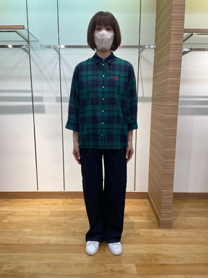 キースチェックのブラウスコーデ KEITH