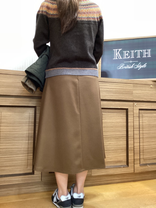 上質なニットを纏う KEITH