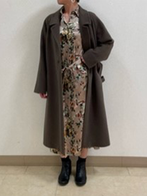 一枚で華やかに SCAPA