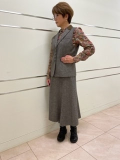 コートインのおしゃれにおすすめのベスト SCAPA