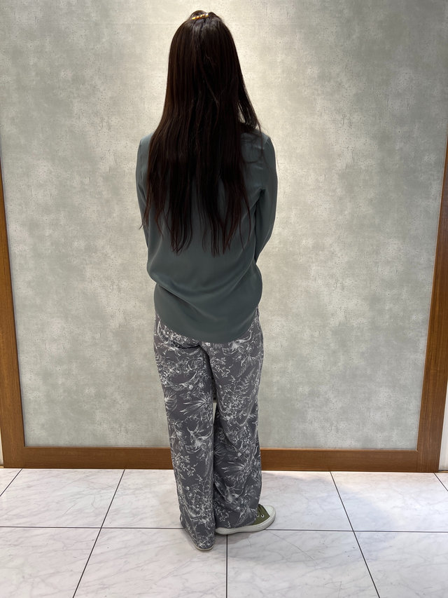 スタイリッシュな装い SCAPA