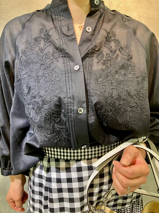 エンブロ×チェックときめきコーデ SCAPA