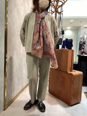 秋のリラックスコーデ SCAPA