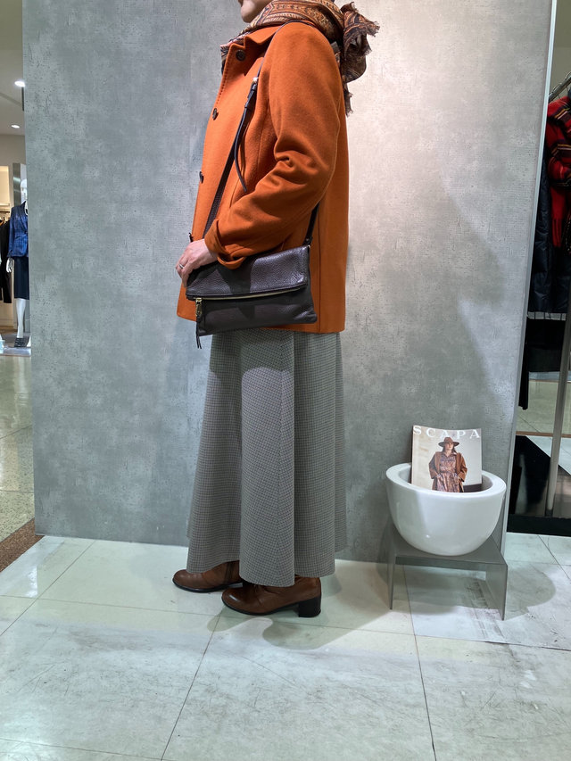 深まる秋のウールビーバーコート SCAPA
