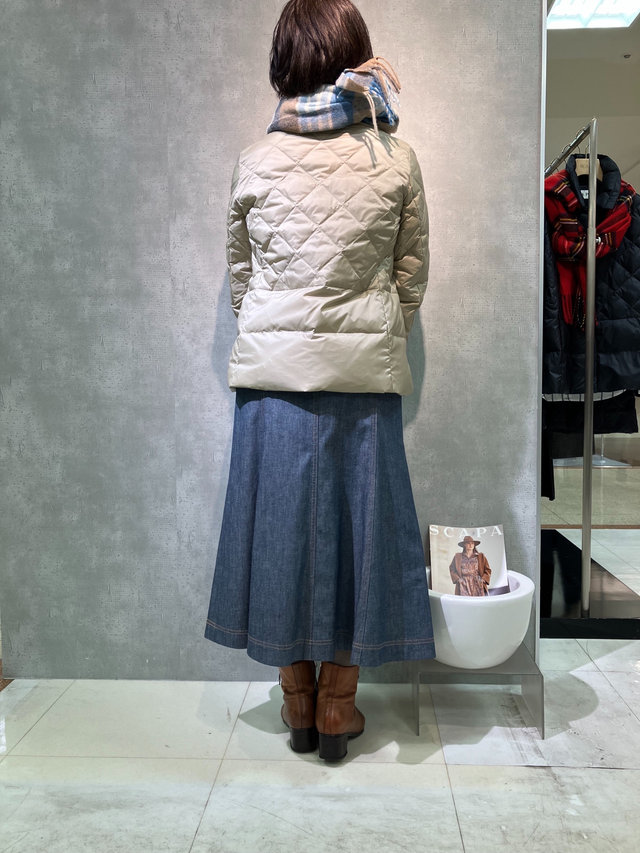 深まる秋のダウンジャケット SCAPA