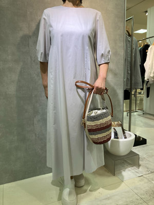 夏のエレガンスカジュアルスタイル1 SCAPA