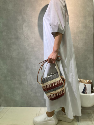 夏のエレガンスカジュアルスタイル1 SCAPA