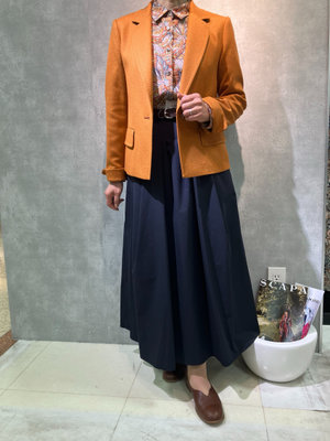 カーネリアン×ネイビー秋コーデ SCAPA