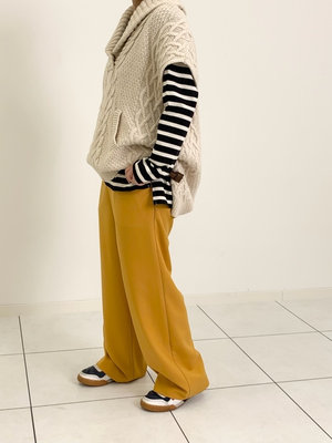 カラーパンツカジュアルコーデ ESHOPORIGINAL