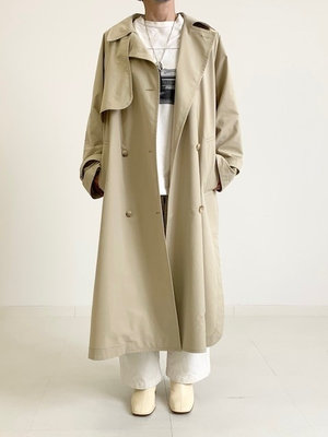 オーバーサイズトレンチコーデ ESHOPORIGINAL