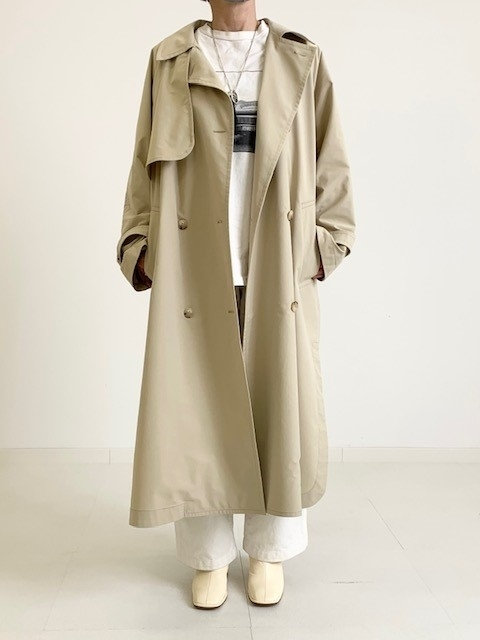 オーバーサイズトレンチコーデ ESHOPORIGINAL