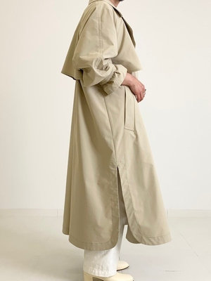 オーバーサイズトレンチコーデ ESHOPORIGINAL